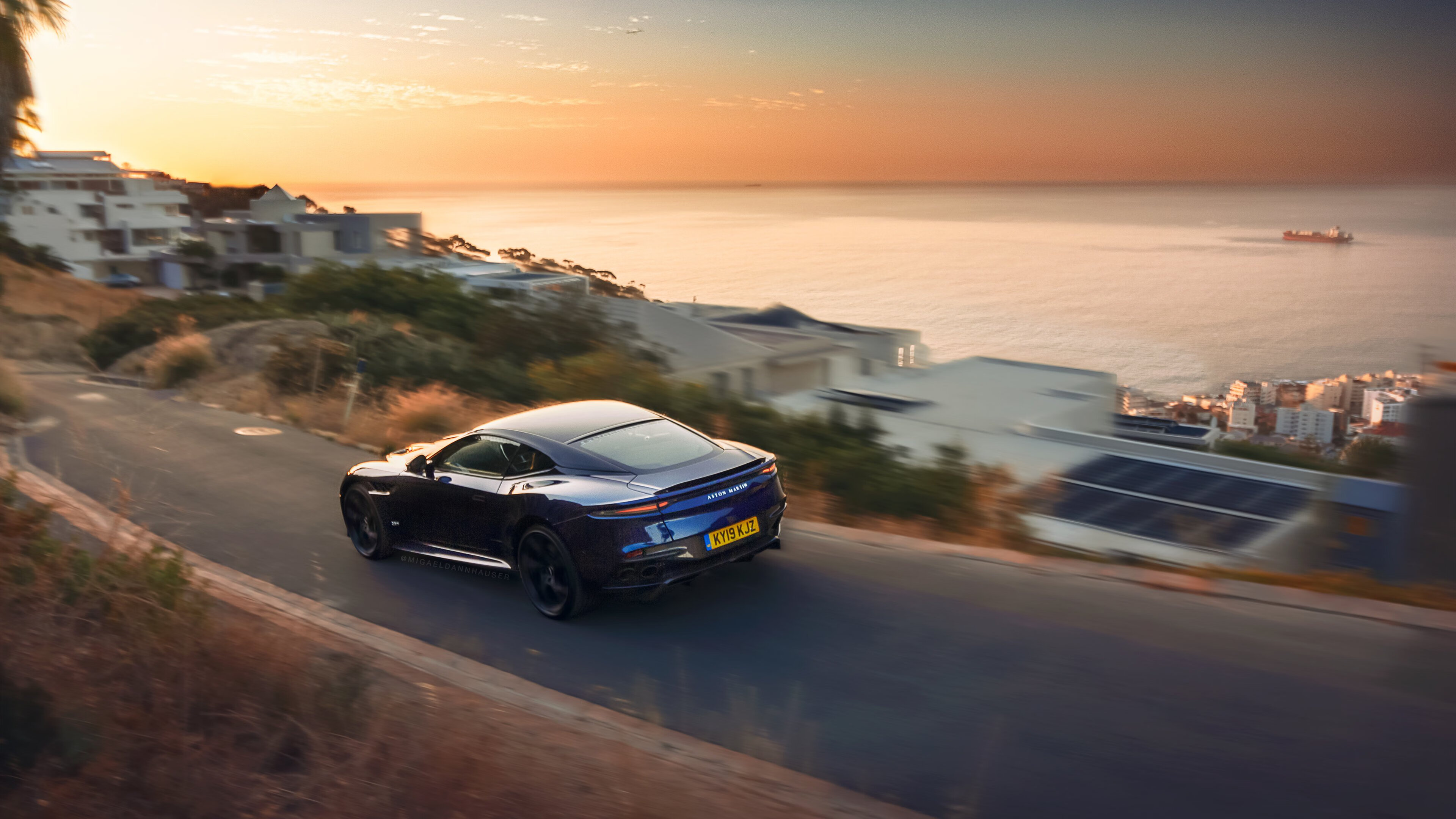 日本骑手大和田智子在2024年东京国际障碍赛中夺得个人冠军，展现出色技艺。